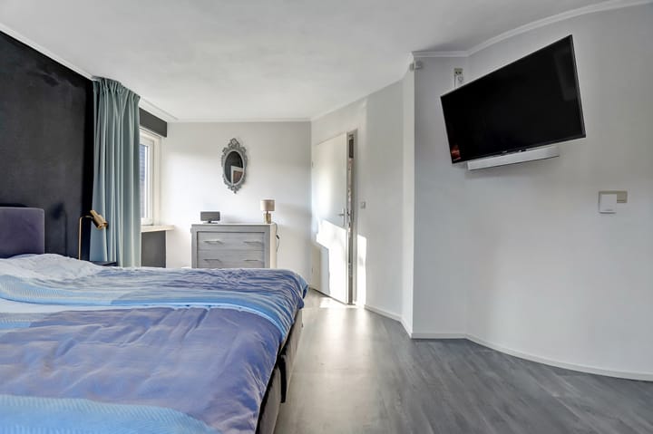 Foto 28 van Röntgenstraat 29