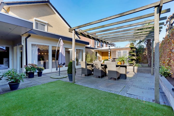 Foto 73 van Röntgenstraat 29