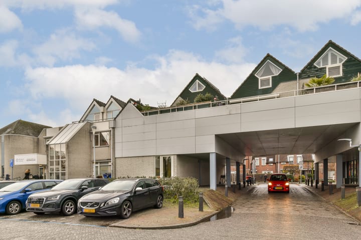 Foto 24 van Skagerrak 240