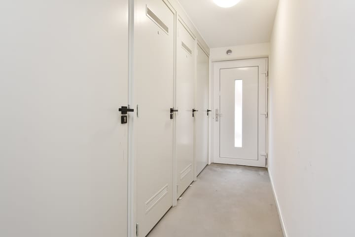 Foto 12 van Dr Poelsstraat 2-B