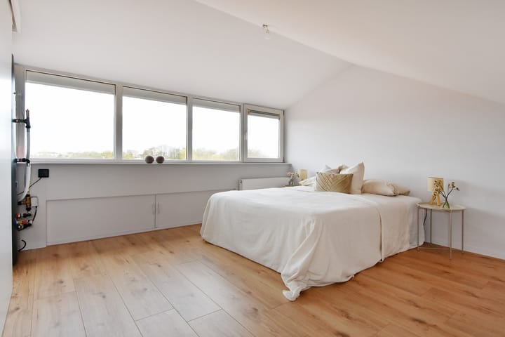 Foto 22 van Dr Poelsstraat 2-B