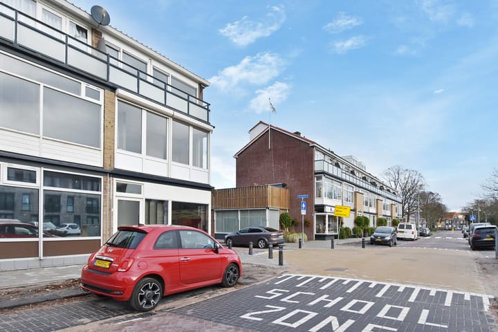 Foto 25 van Dr Poelsstraat 2-B