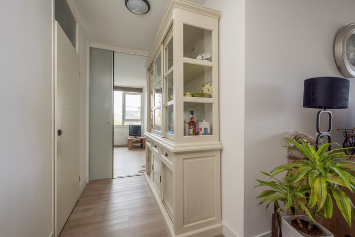 Photo 18 of Johannes Poststraat 168