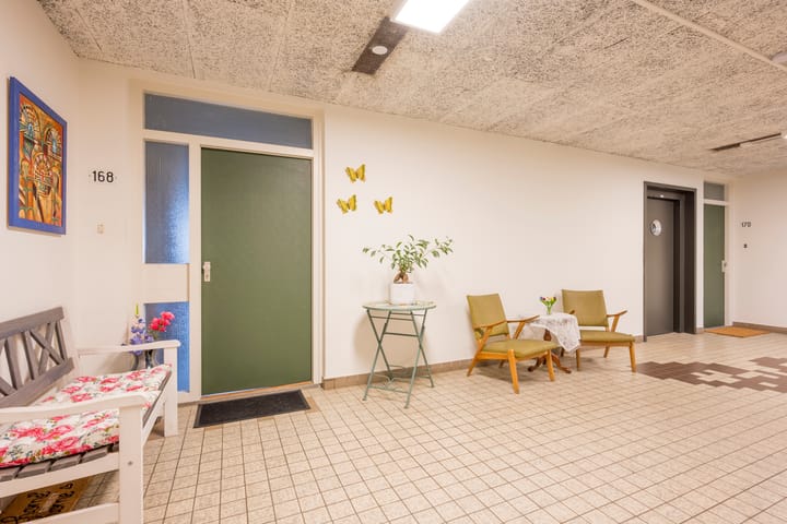 Photo 30 of Johannes Poststraat 168