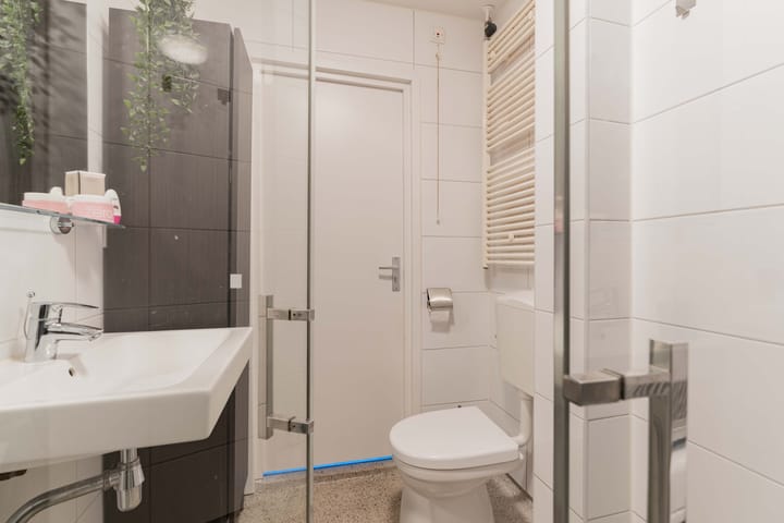 Photo 18 of Heemstedestraat 46-3