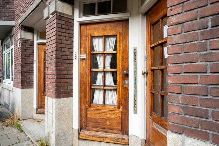 Photo 21 of Heemstedestraat 46-3