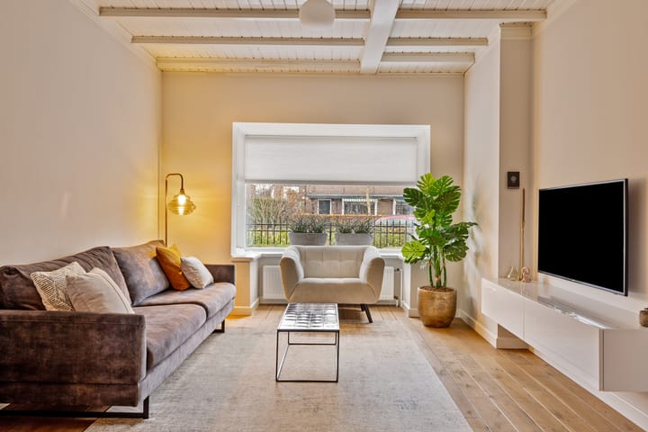 Foto 2 van Uiverlaan 13