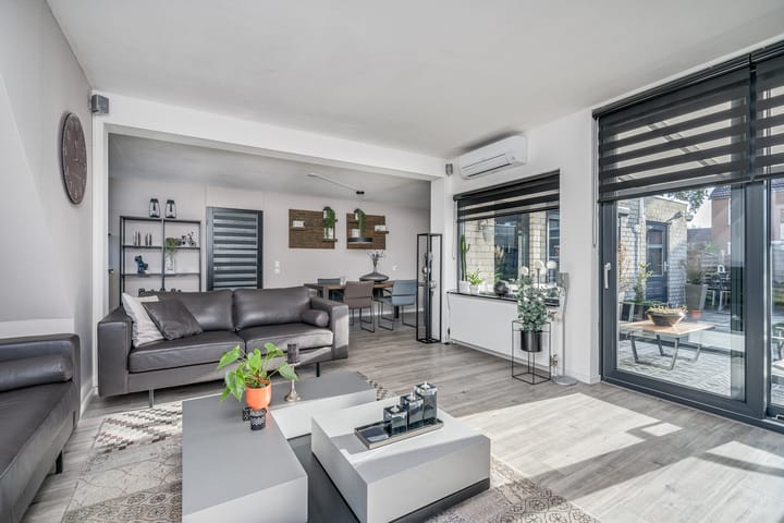 Foto 7 van Poulencstraat 13