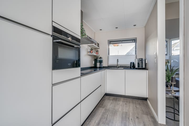 Foto 13 van Poulencstraat 13