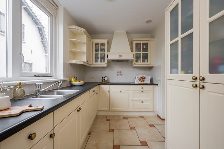 Foto 13 van Koninginnelaan 47