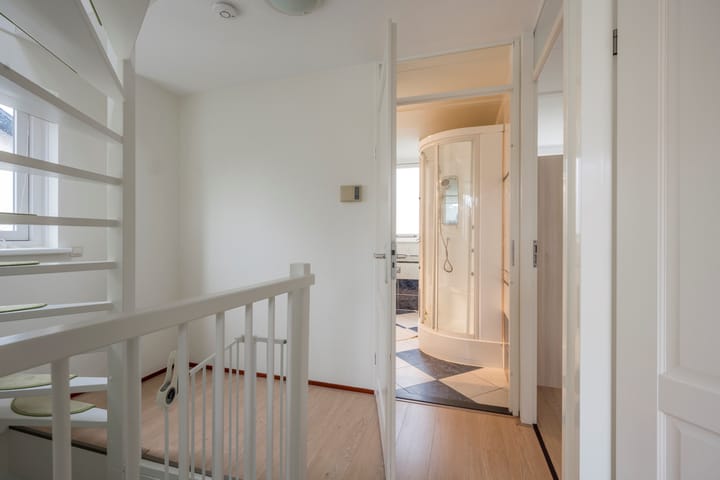 Foto 25 van Koninginnelaan 47