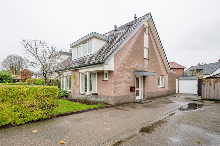 Foto 37 van Koninginnelaan 47