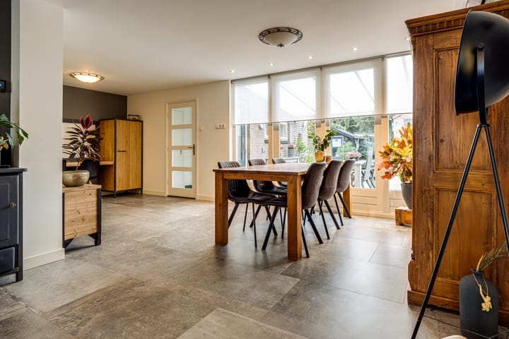 Photo 8 of Raadhuisstraat 16