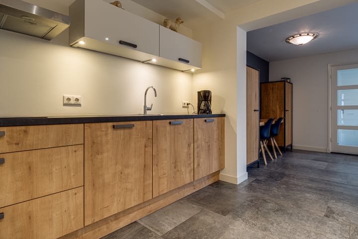 Photo 13 of Raadhuisstraat 16