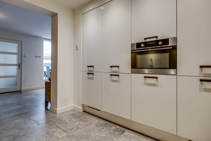 Photo 14 of Raadhuisstraat 16