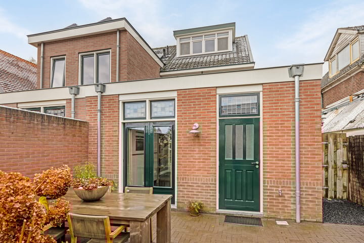 Foto 15 van Morellenlaan 8-2