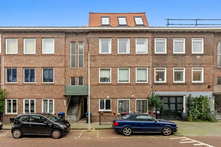 Bekijk foto 2 van Wingerdstraat 8