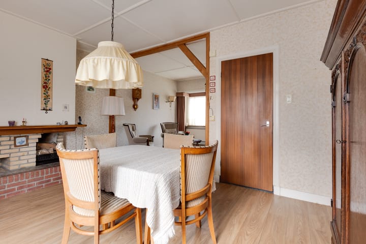 Foto 12 van Burgemeester van Nispenstraat 17