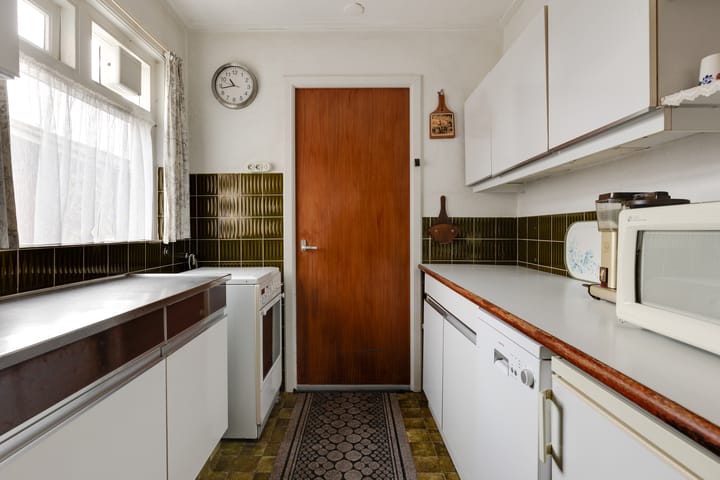 Foto 18 van Burgemeester van Nispenstraat 17