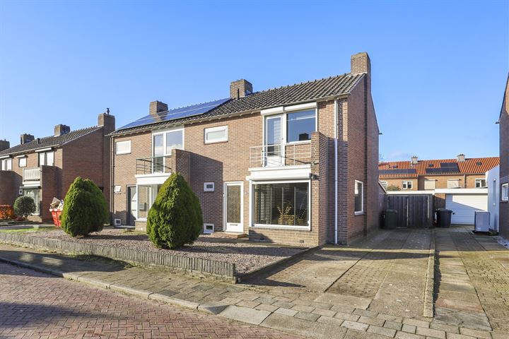 View photo 1 of Kerkeveldstraat 10