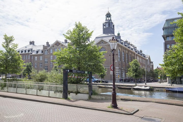 View photo 34 of Saenredamstraat 50-1