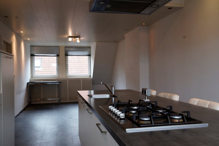 Bekijk foto 5 van Wijngaardstraat 8