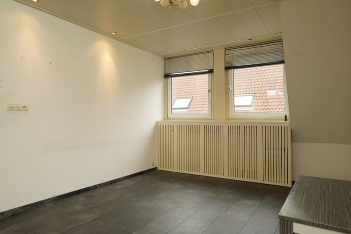 Bekijk foto 6 van Wijngaardstraat 8