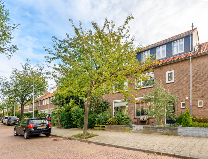 Foto 1 van Paramaribostraat 18