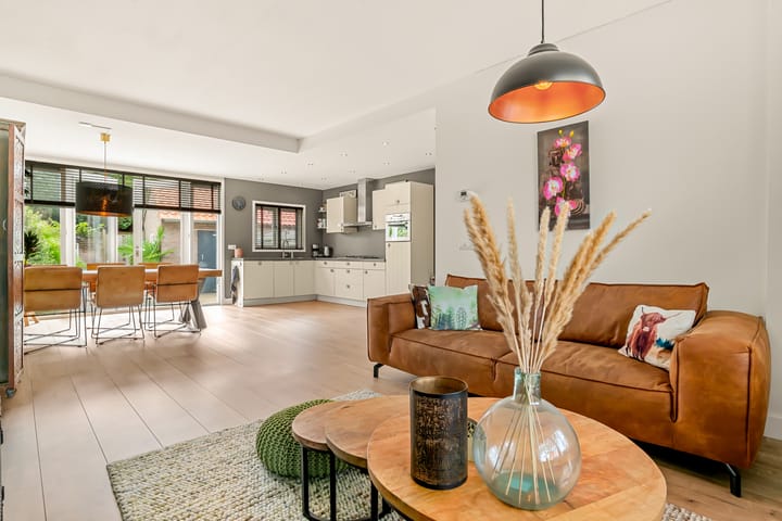 Foto 2 van Paramaribostraat 18