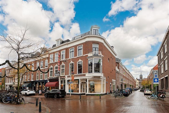 View photo 2 of Van Kinsbergenstraat 122-B