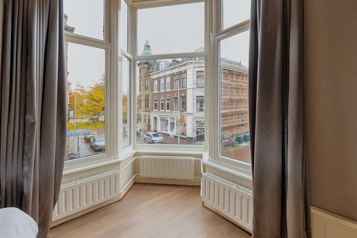 View photo 9 of Van Kinsbergenstraat 122-B