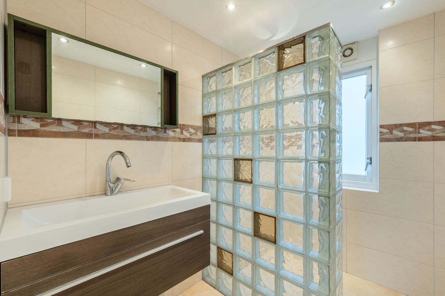 Photo 25 of Wipmolen 19