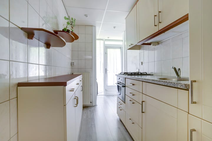 Foto 15 van Jacob van Ruijsdaelstraat 38