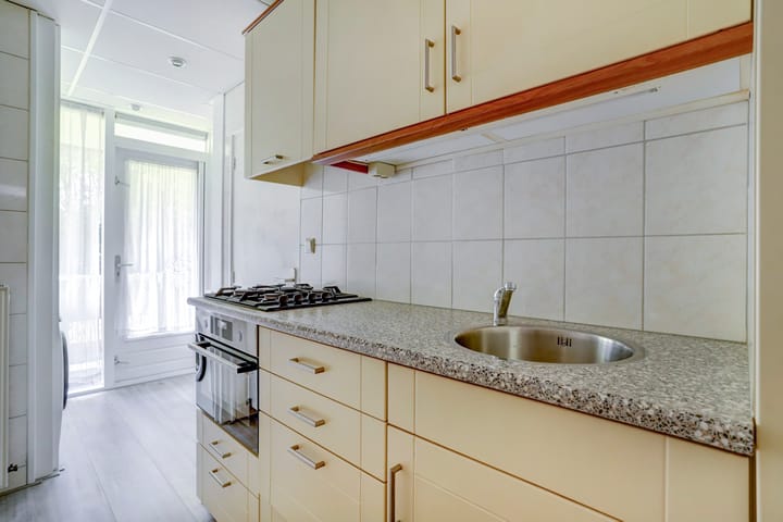 Foto 16 van Jacob van Ruijsdaelstraat 38