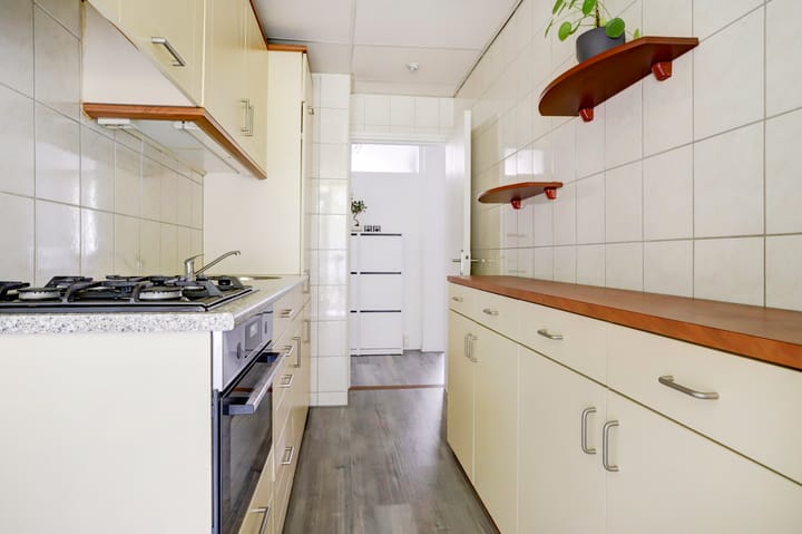 Foto 18 van Jacob van Ruijsdaelstraat 38