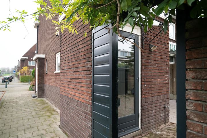 Bekijk foto 43 van Pelmolenstraat 54