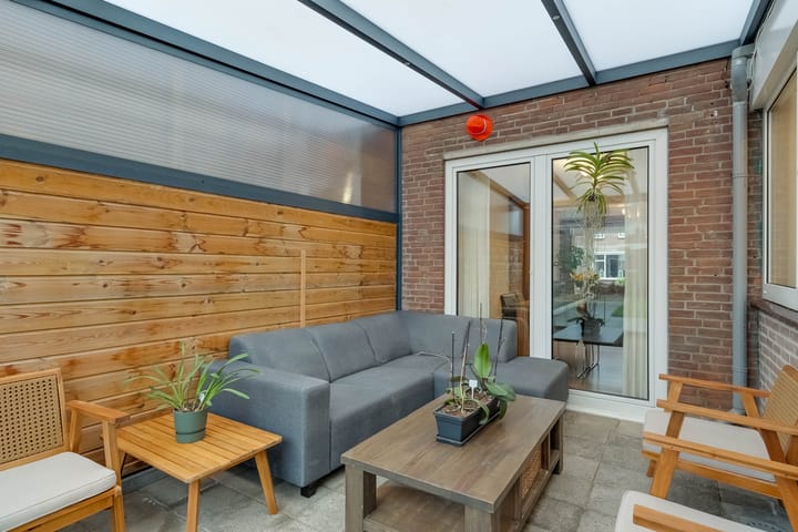 Foto 22 van Van Steenstraat 19