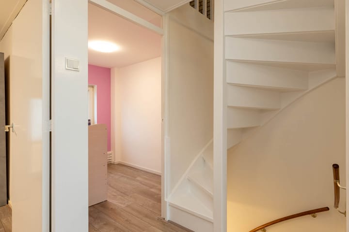 Foto 25 van Van Steenstraat 19