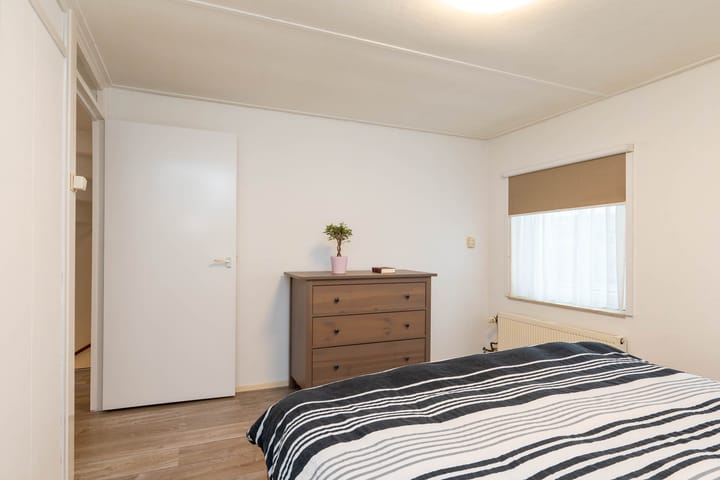 Foto 33 van Van Steenstraat 19