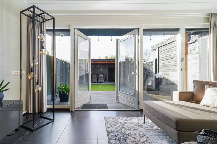 Foto 8 van Vaandrig 24