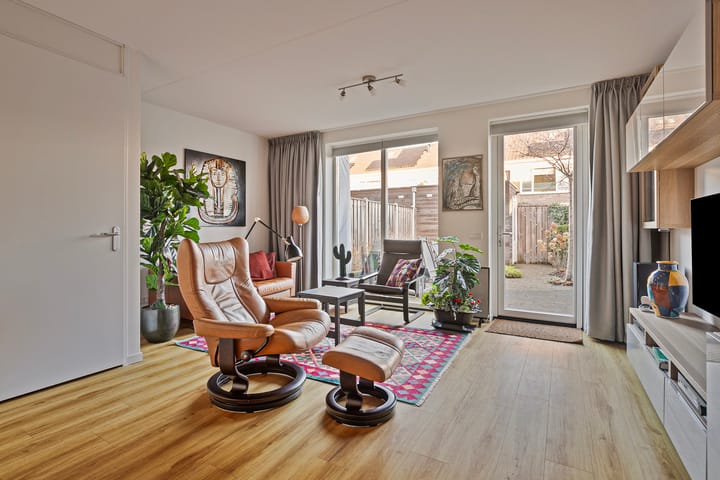 Foto 6 van Titus Brandsmastraat 26