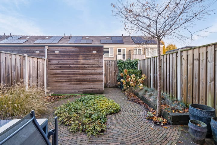 Foto 7 van Titus Brandsmastraat 26