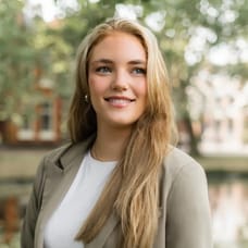 Sophie  - Commercieel Medewerker