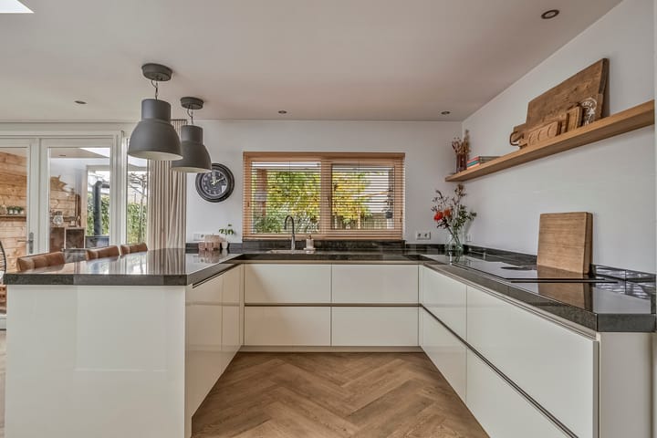 Foto 15 van IJssellaan 15