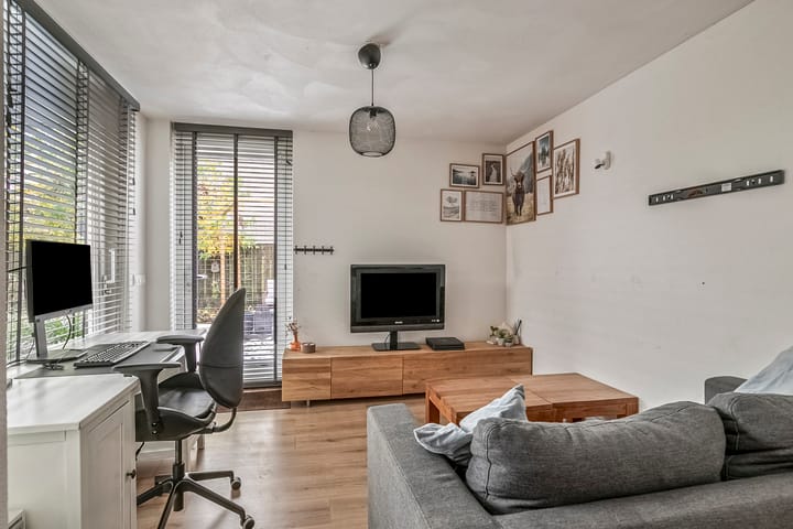 Foto 21 van IJssellaan 15