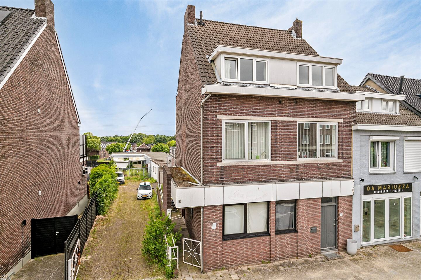 View photo 4 of Heerlerbaan 131-135