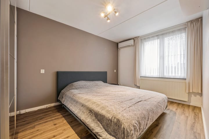 Foto 18 van Elzenweg 34