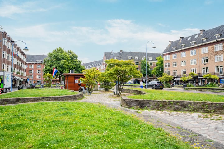 Photo 41 of Moerdijkstraat 39-1