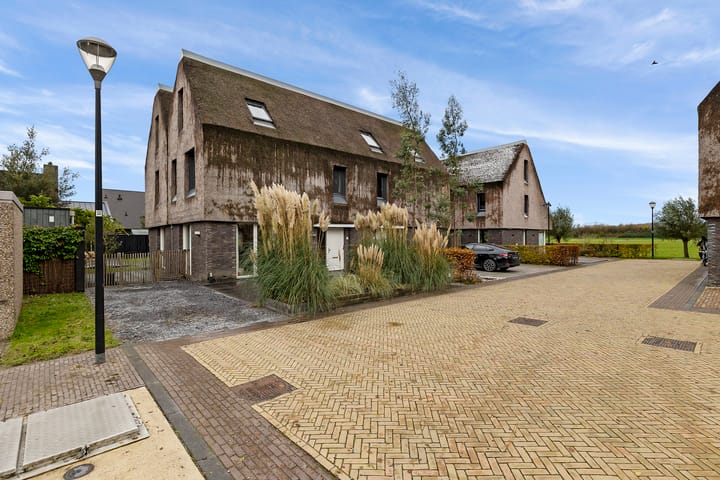 Foto 2 van Morgenerf 1