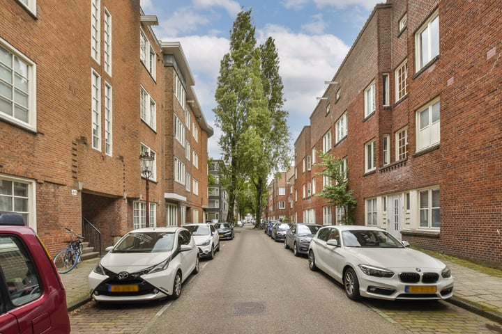 View photo 20 of Jan Lievensstraat 65